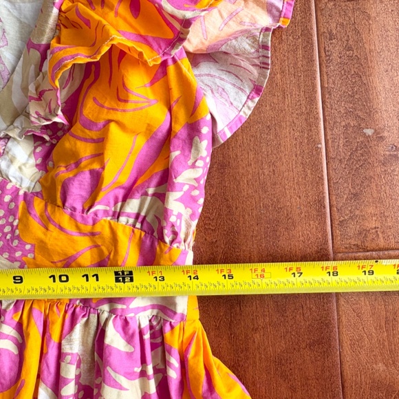 Flying Tomato x Anthrolopogie Abstract V-Neck Peplum Top M - Picture 6 of 13